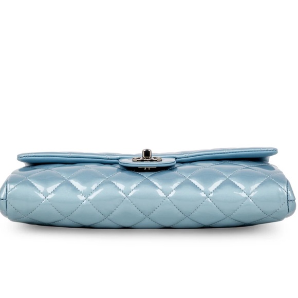 Chanel Light Tiffany Blue Quilted Leather Clutch with Chain - Picture 4 of 8